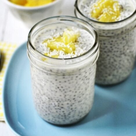 CHIA SEED PUDDING: Piña Colada