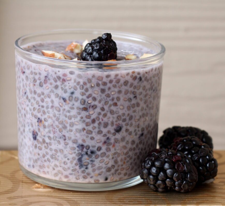 Chia Seed Pudding: Almond Berry
