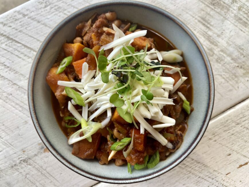 Smoky Chili Bowl & Corn Bread