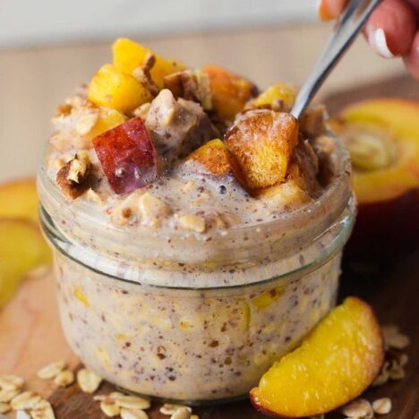 Overnight Oats: Peaches & Cream